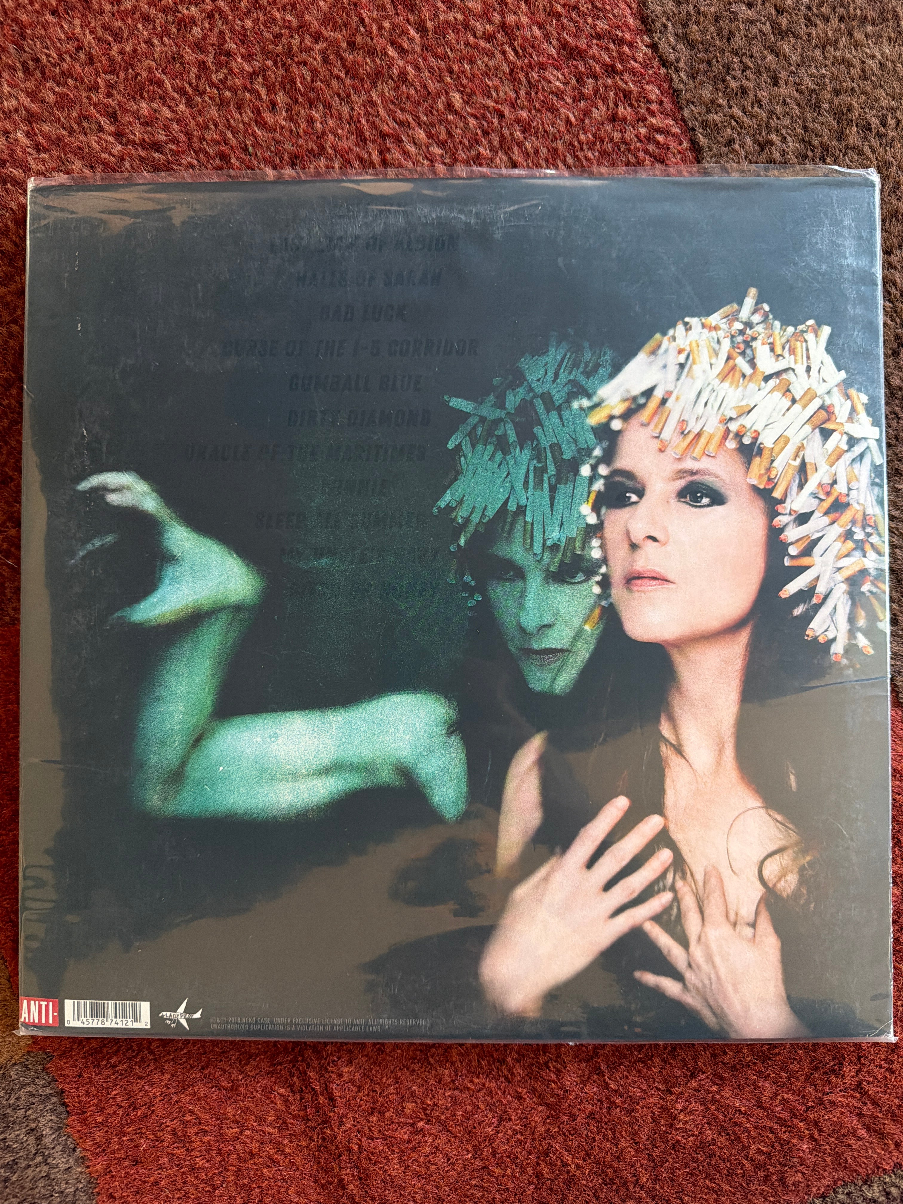 Neko Case - Hell-On