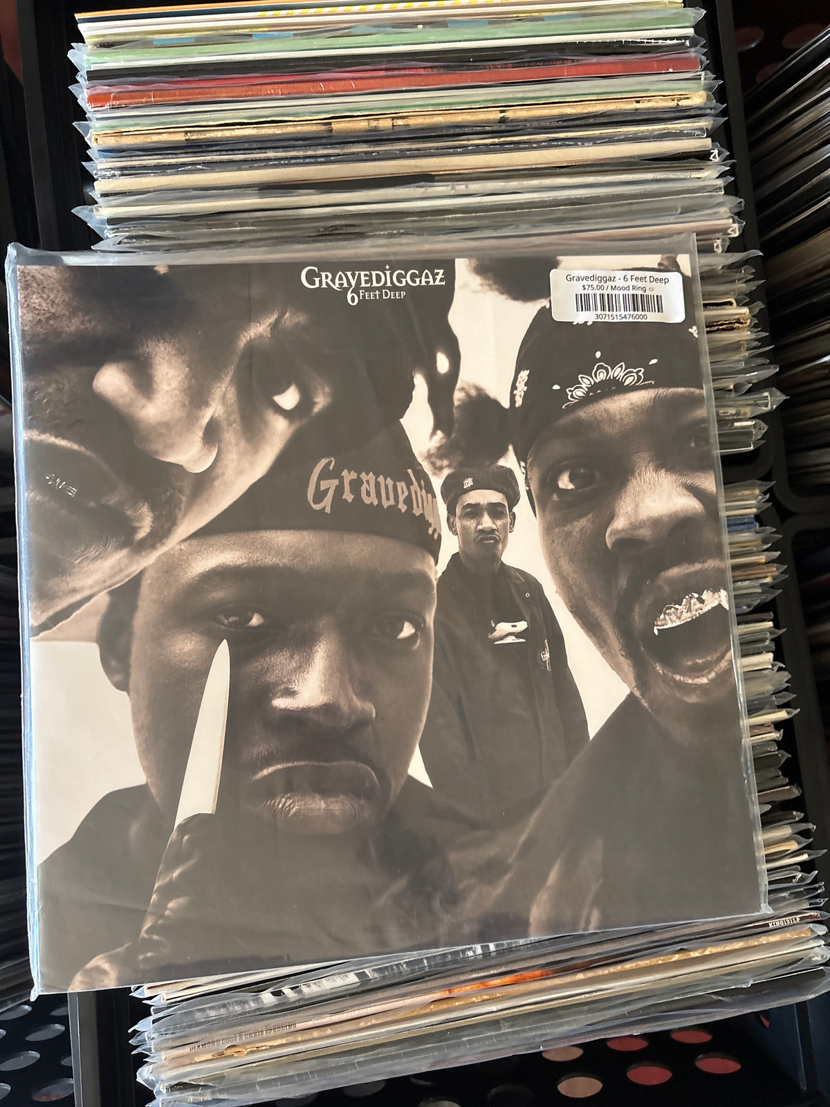 Gravediggaz - 6 Feet Deep