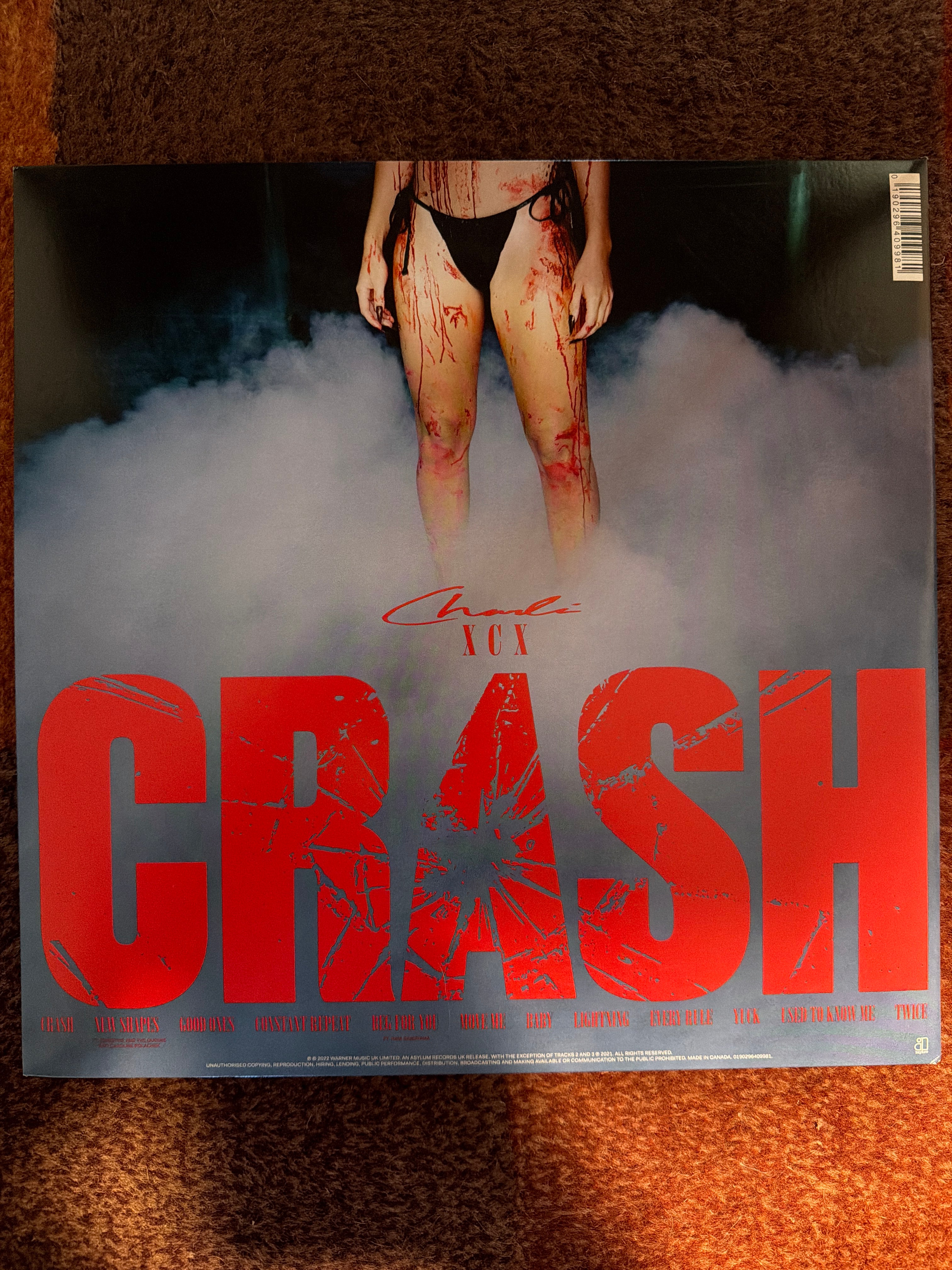 Charli XCX - Crash