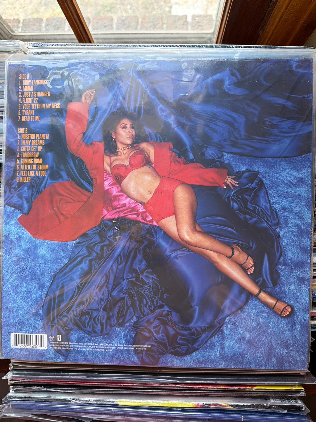 Kali Uchis - Isolation
