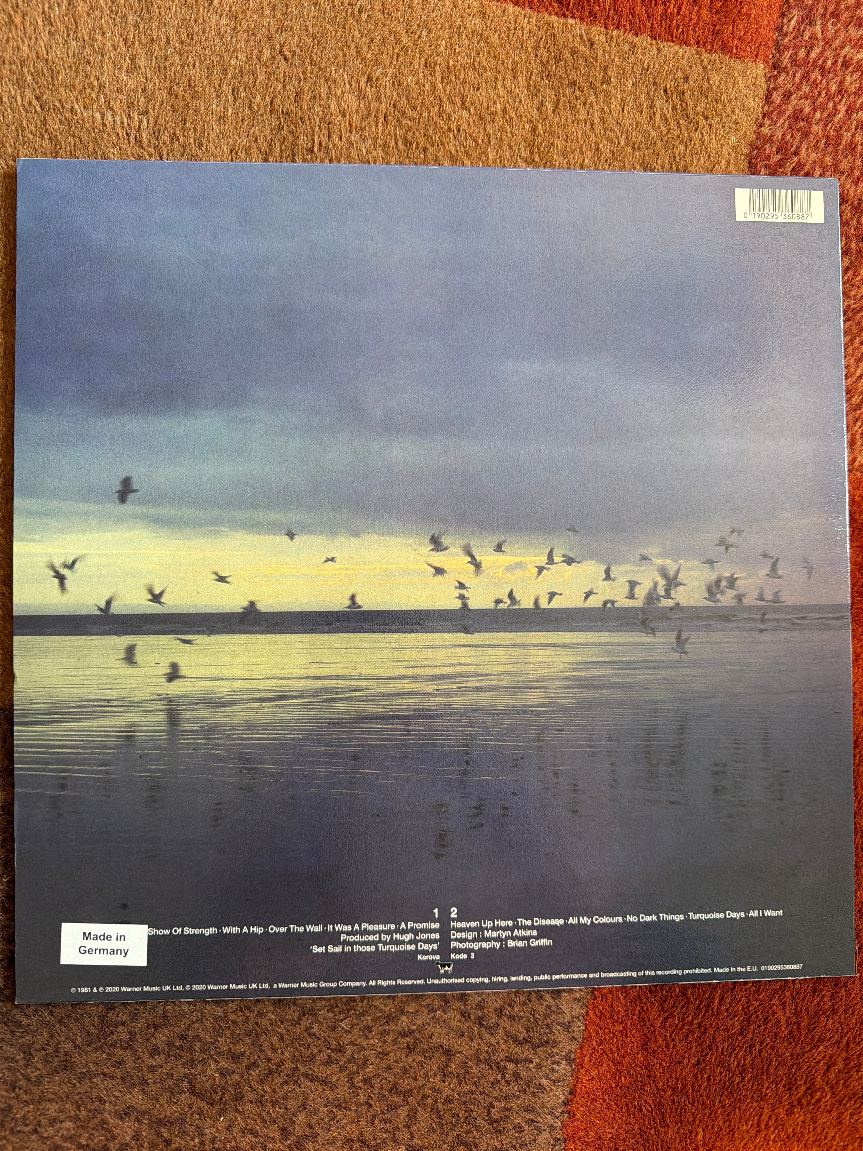 Echo & The Bunnymen - Heaven Up Here