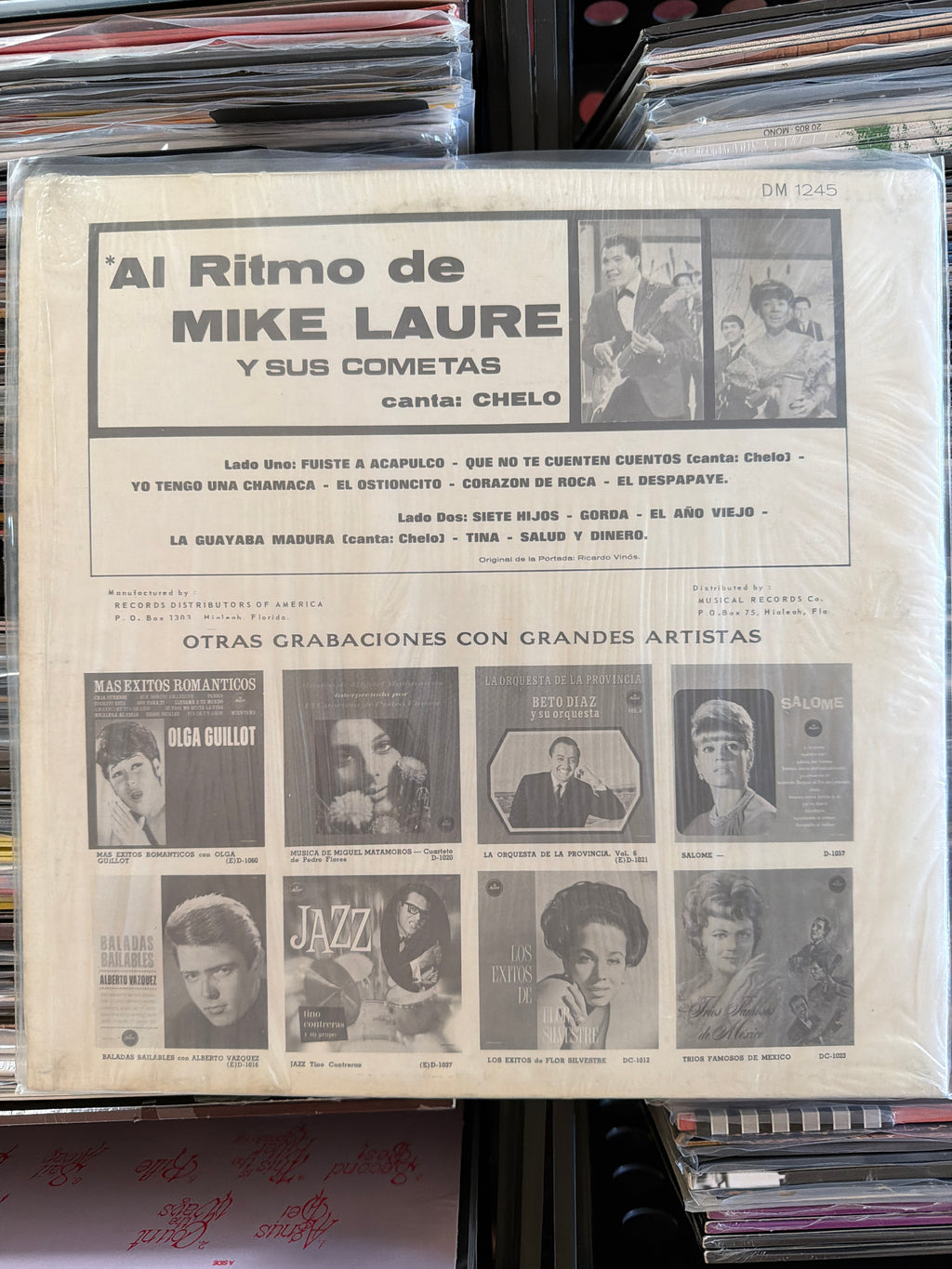 Mike Laure Y Sus Cometas - Al Ritmo De Mike Laure
