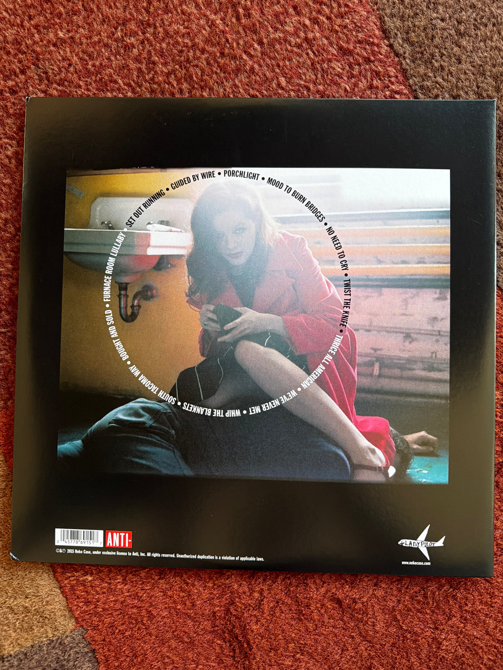 Neko Case & Her Boyfriends - Furnace Room Lullaby