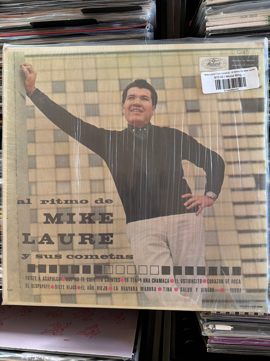 Mike Laure Y Sus Cometas - Al Ritmo De Mike Laure