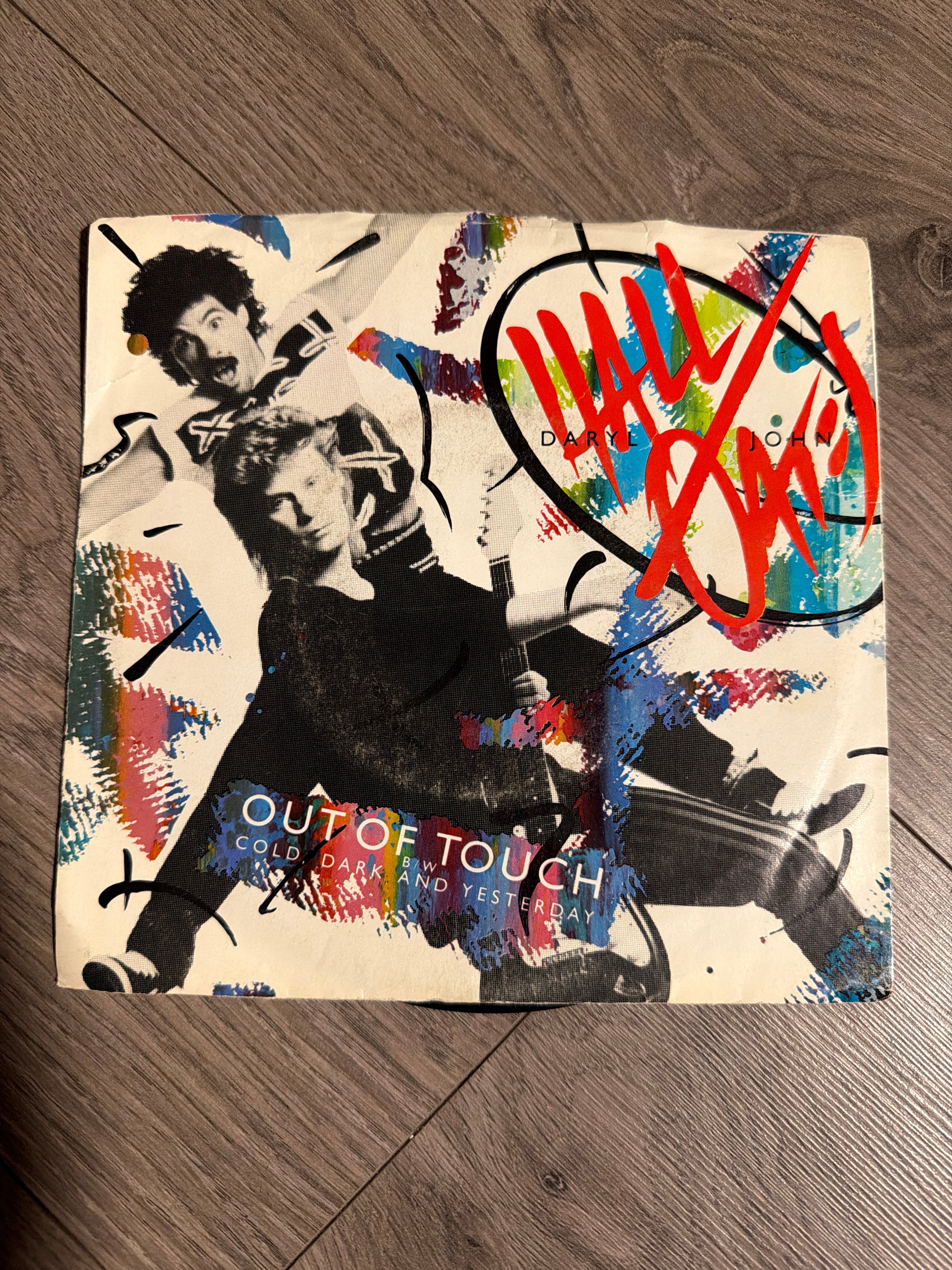 Daryl Hall & John Oates - Out Of Touch b/w Cold, Dark And Yesterday