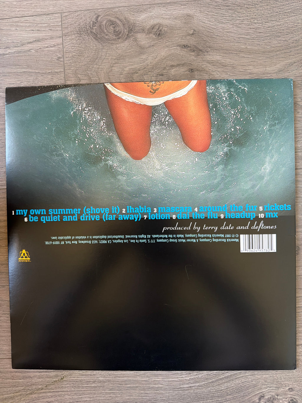 Deftones - Around The Fur